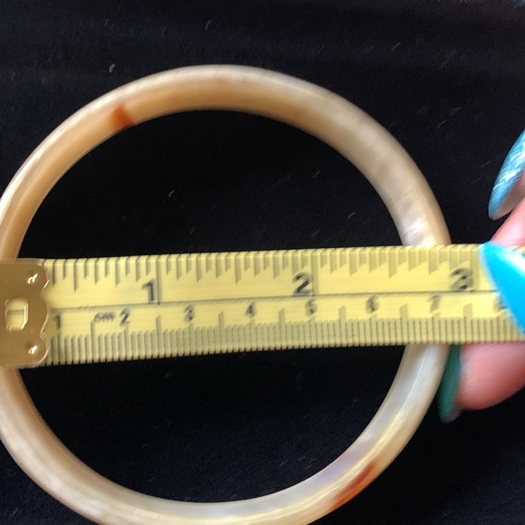 COPY - Set of 5 Natural Horn Bracelets - Picture 3 of 3